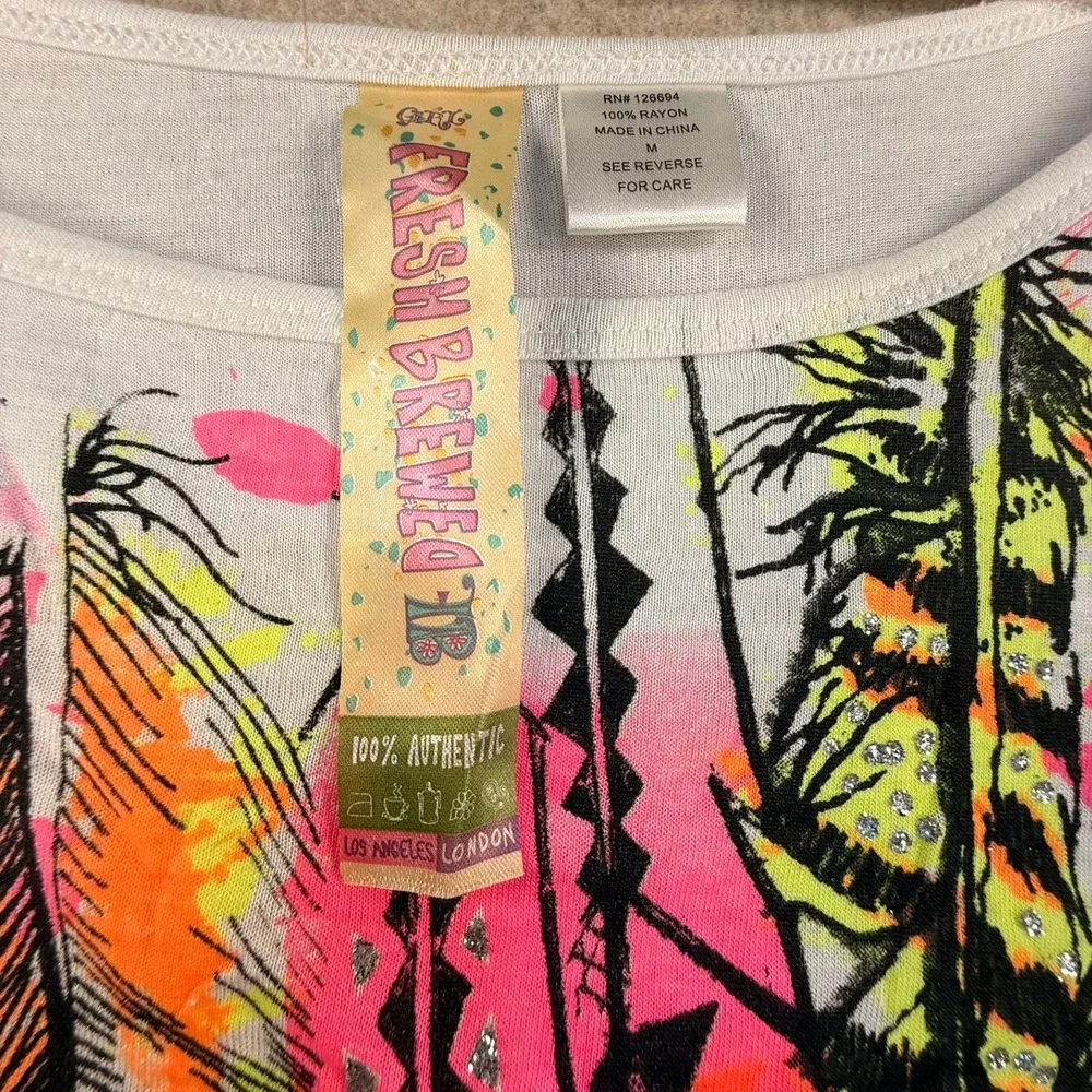 Fresh Brewed Womens White Neon Feather Graphic Fringe T-Shirt Size M NTW Y2K - Picture 5 of 8
